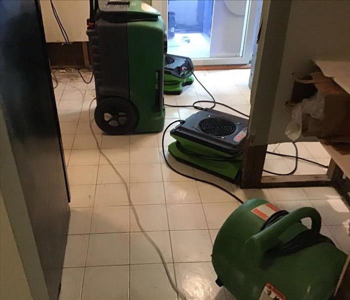 Drying equipment in kitchen.