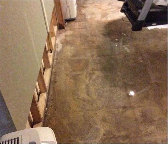 clear water on the floor, flood cuts performed